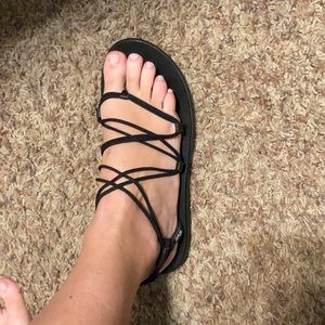 Teva Voya Infinty stretchy strappy sandals